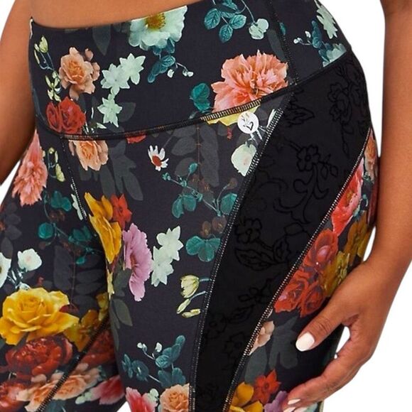 Torrid Black Floral Performance Core Full Length Mix Media Active Leggings 2 2XL - Picture 5 of 15